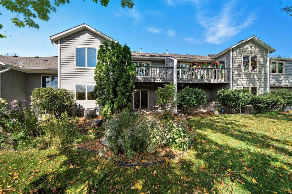 2004 Lincoln Street - Photo 1