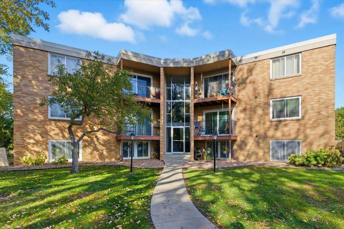 9147 Highway 55 - Photo 1