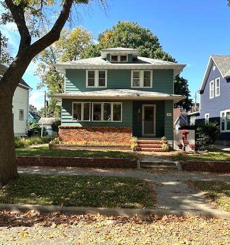 207 6th Street - Photo 1