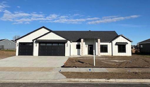 1021 24th Street - Photo 1