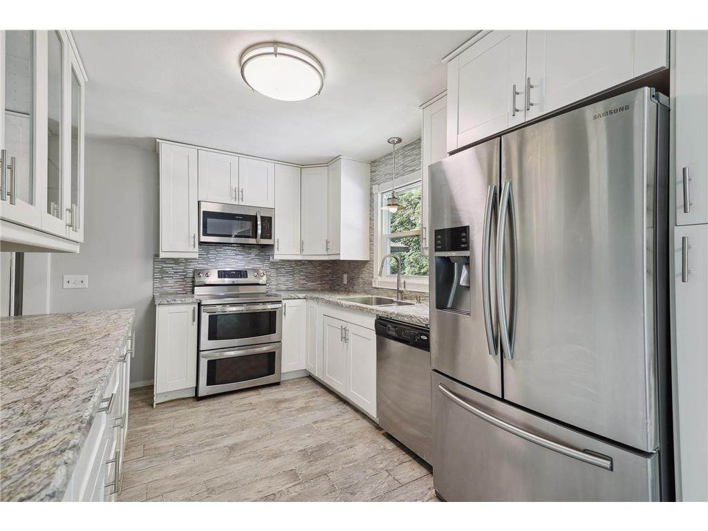 107 2nd Avenue - Photo 1