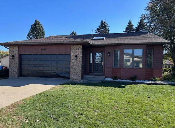 860 53rd Avenue - Photo 1