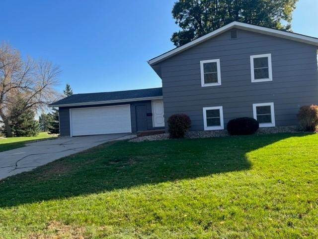 817 16th Street - Photo 1