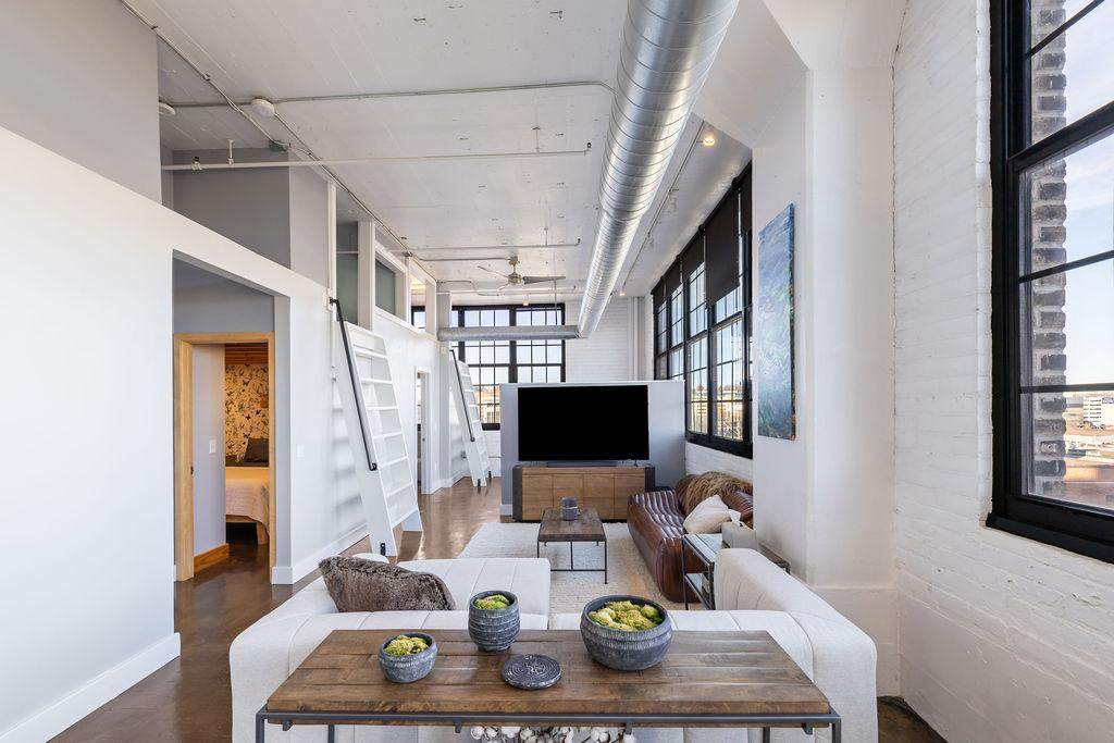 500 Robert Street - Photo 1