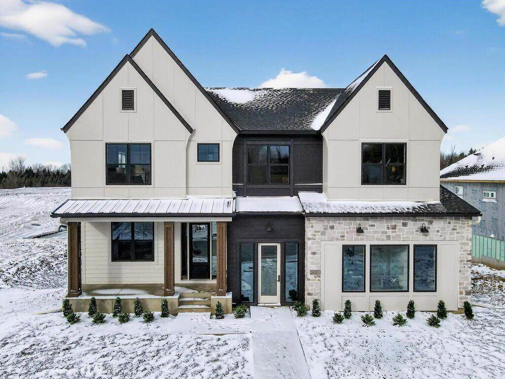 20081 Globe Drive - Photo 1