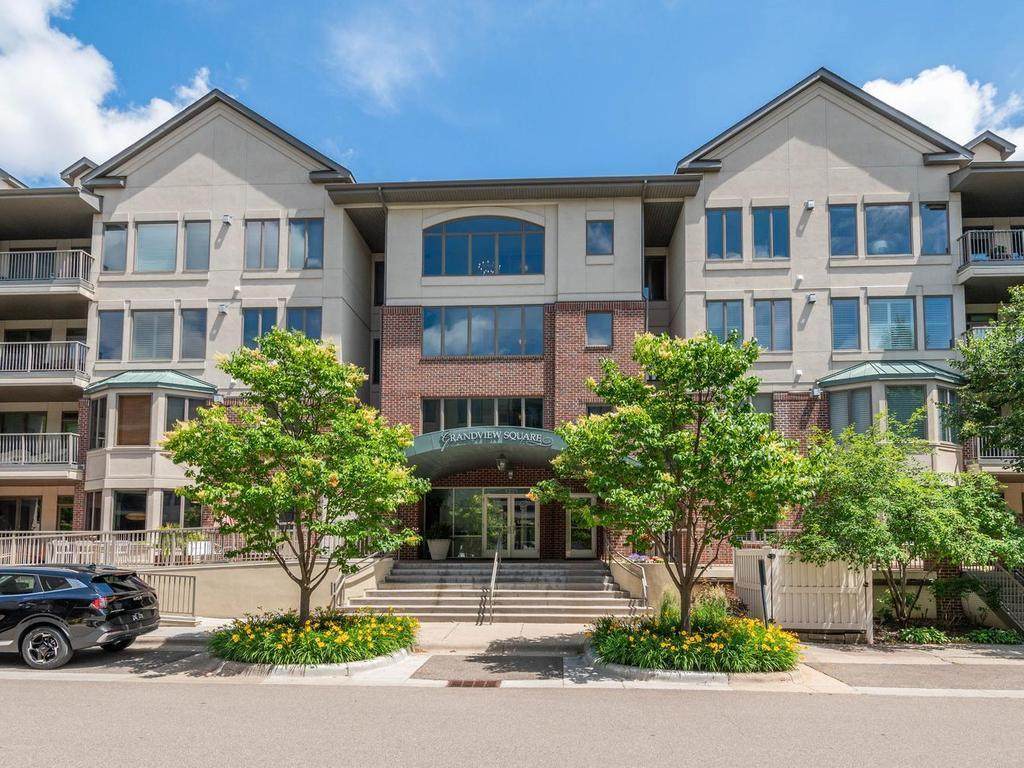 5225 Grandview Square - Photo 1