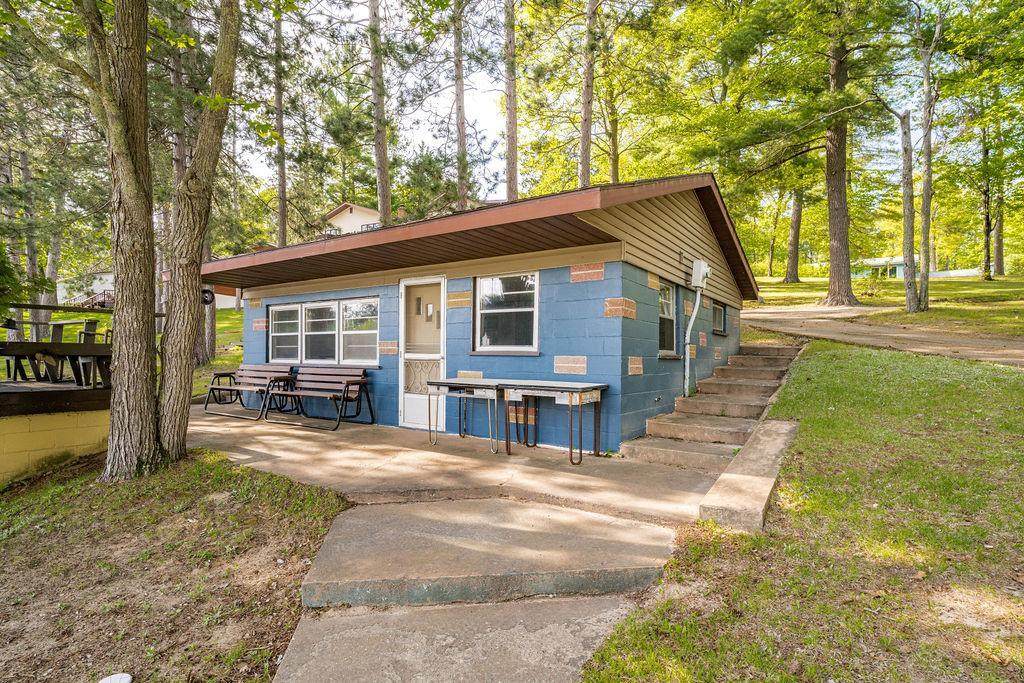 35761 Lake Street - Photo 1