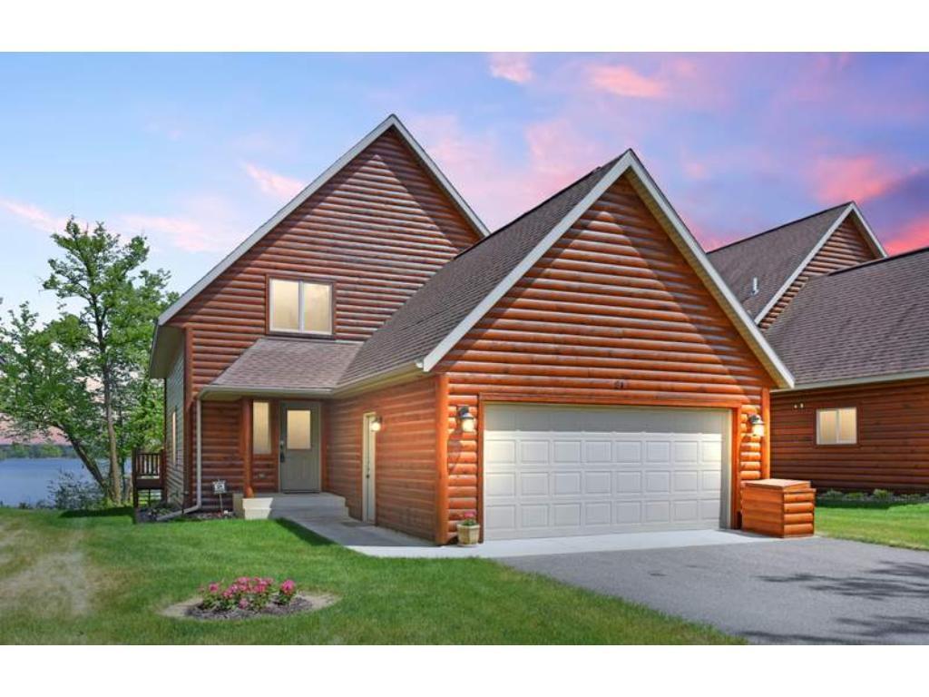 5590 White Pine Drive - Photo 1