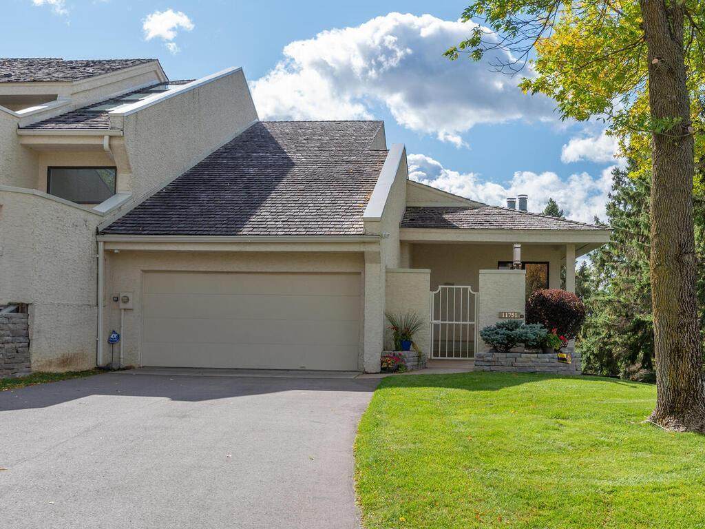 11751 Vista Drive - Photo 1