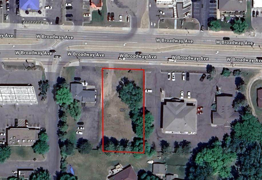 932 Broadway Avenue - Photo 1