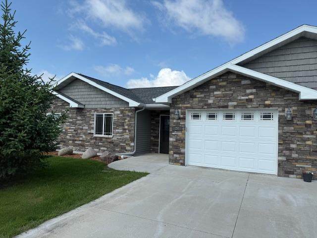 1615 30th Street - Photo 1