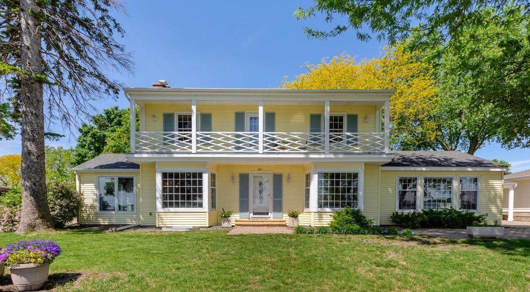 901 Clear Lake Drive - Photo 1