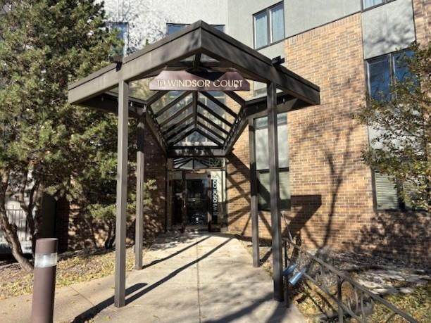 10 Windsor Court - Photo 1