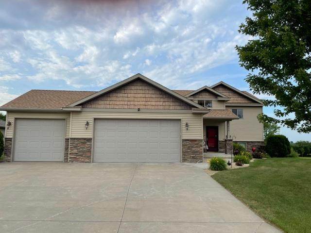 530 11th Avenue - Photo 1