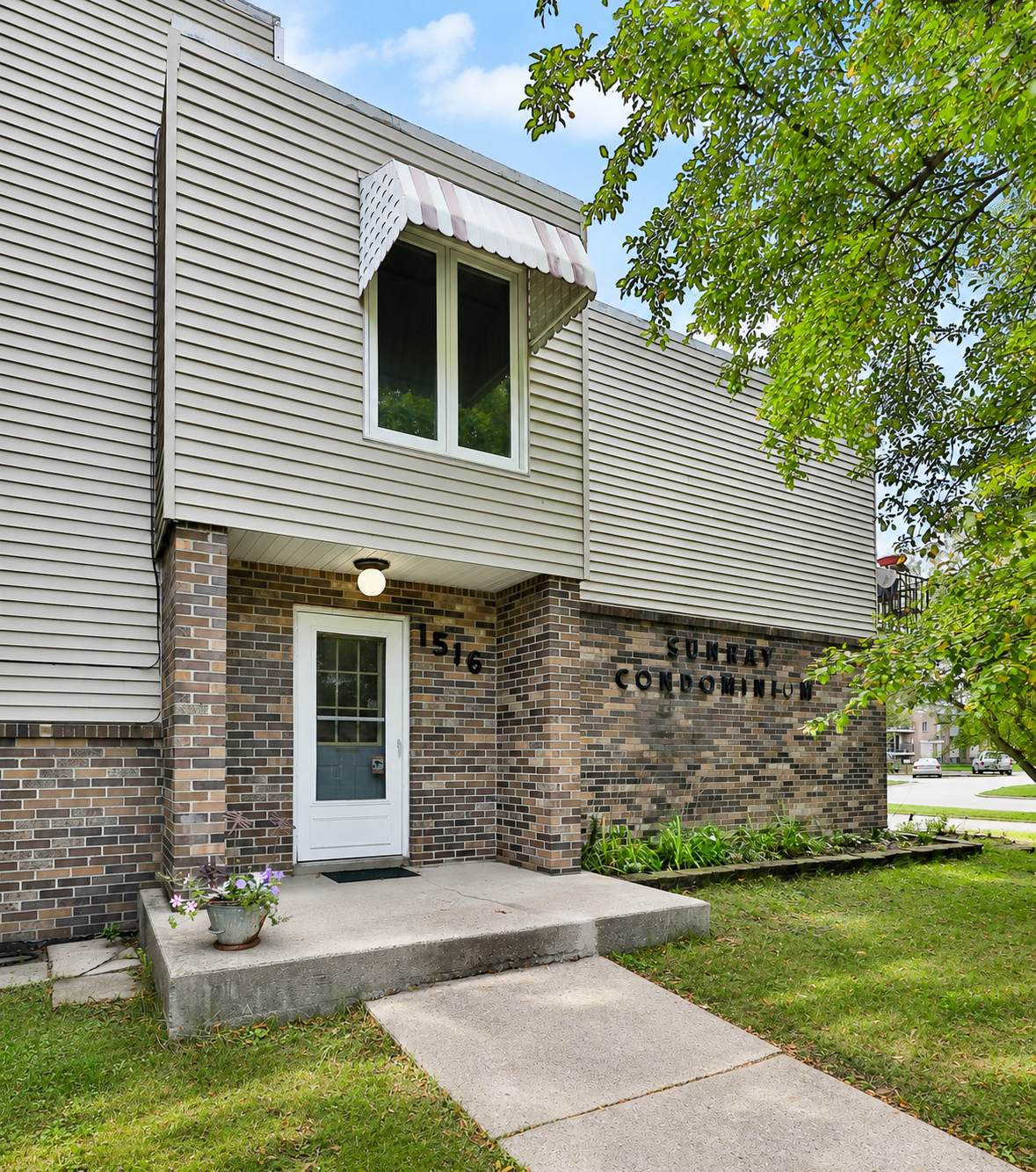 1516 19 1/2 Street - Photo 1