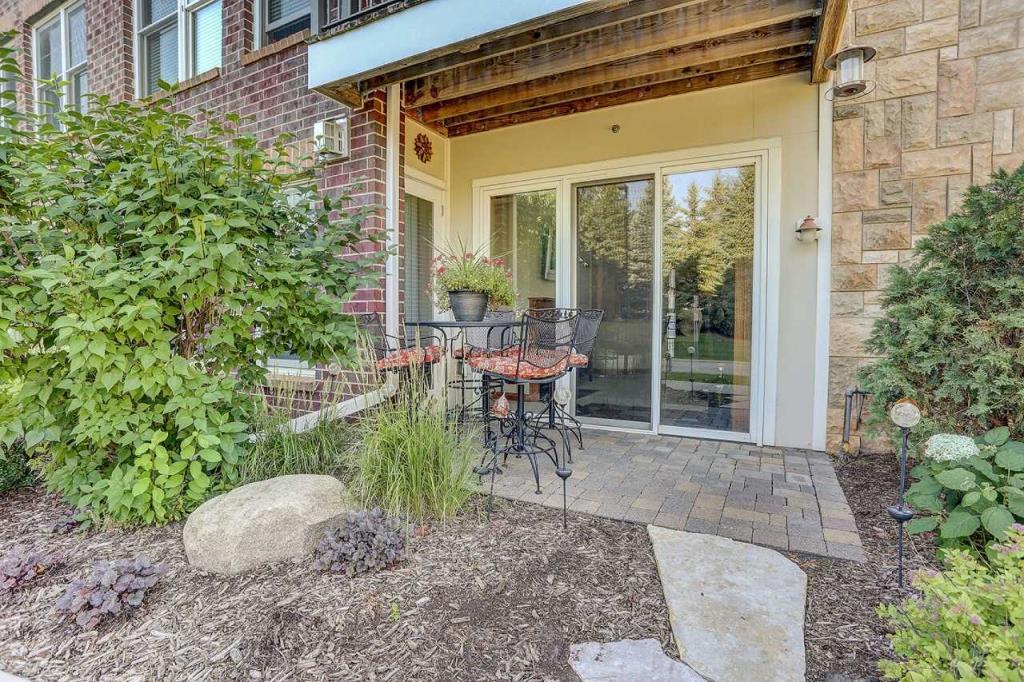 3110 Chestnut Street - Photo 1