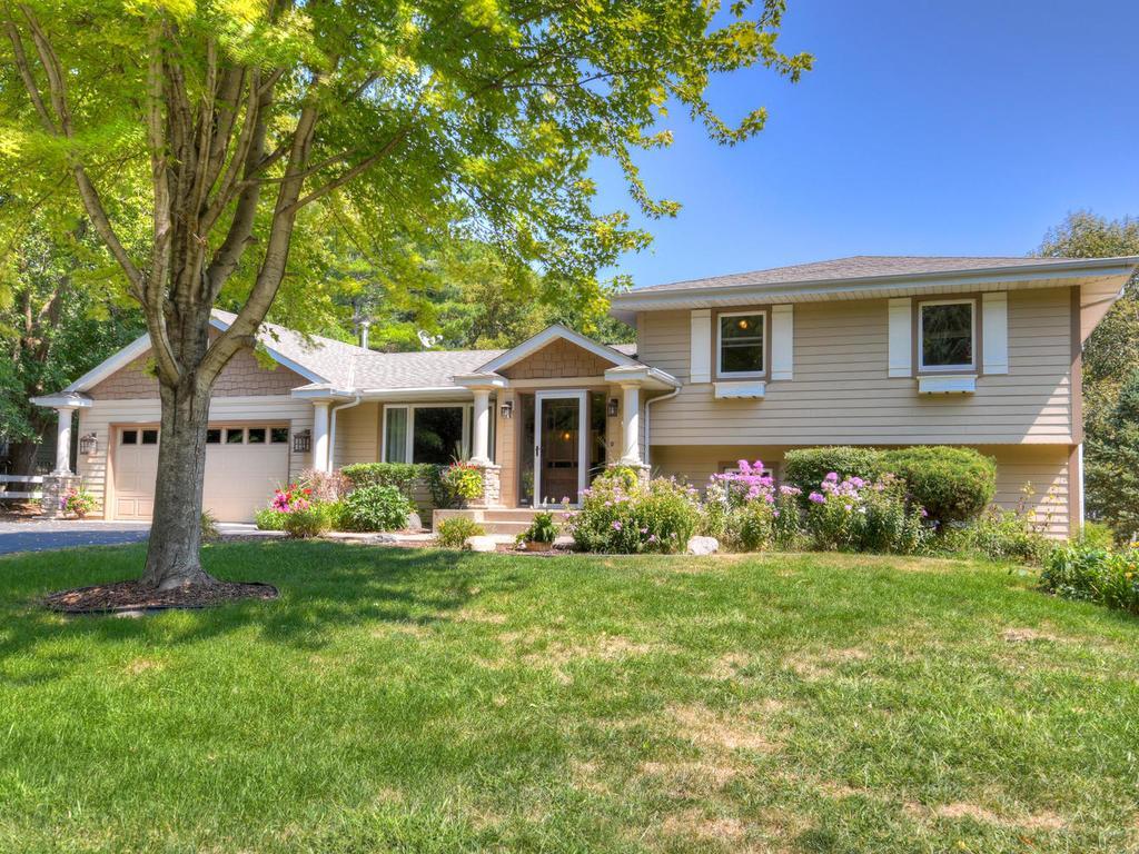 6451 Oriole Avenue - Photo 1