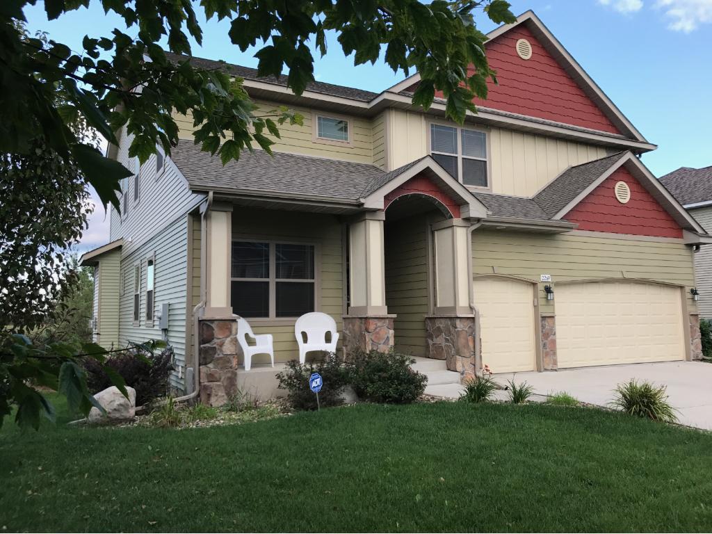 2269 Vermillion Curve - Photo 1