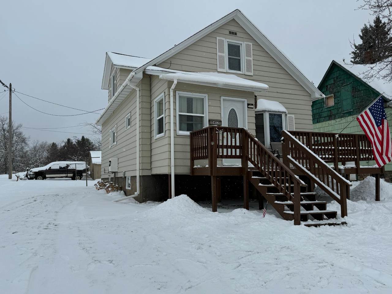 402 Bonnie St - Photo 1