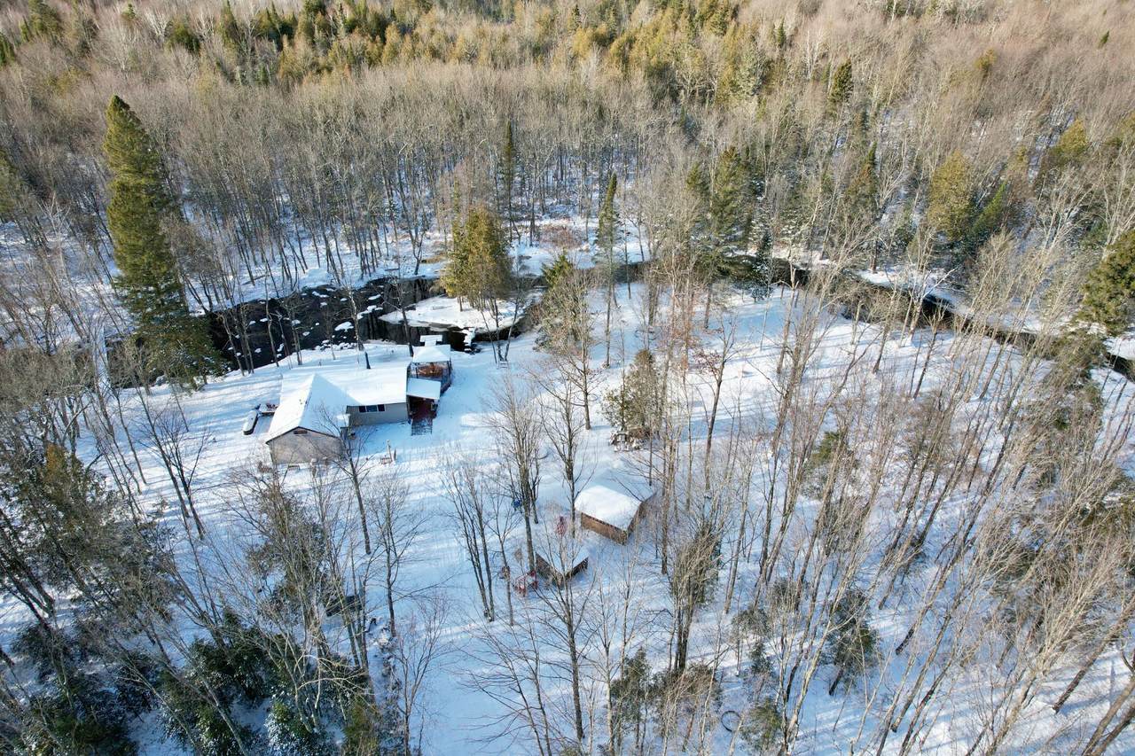 743 Woodlawn Rd - Photo 1