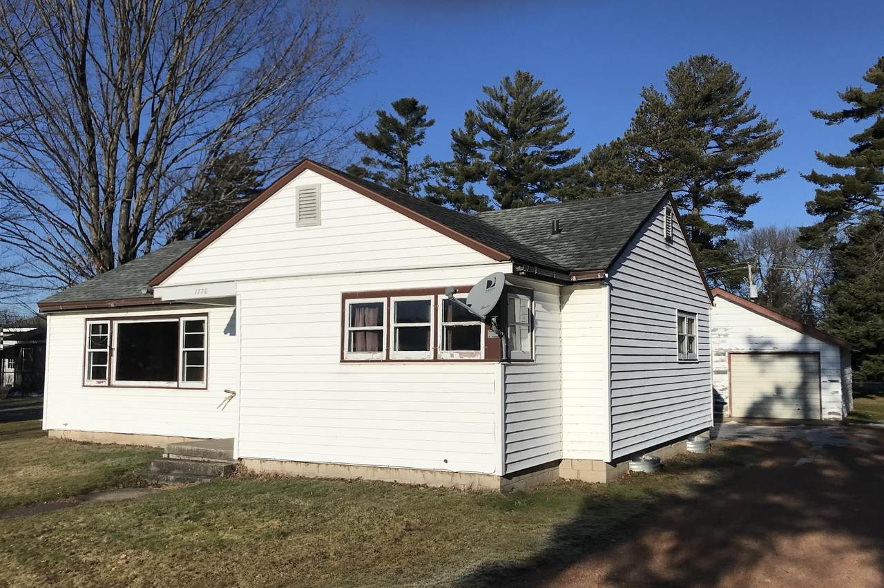 1770 School Dr - Photo 1