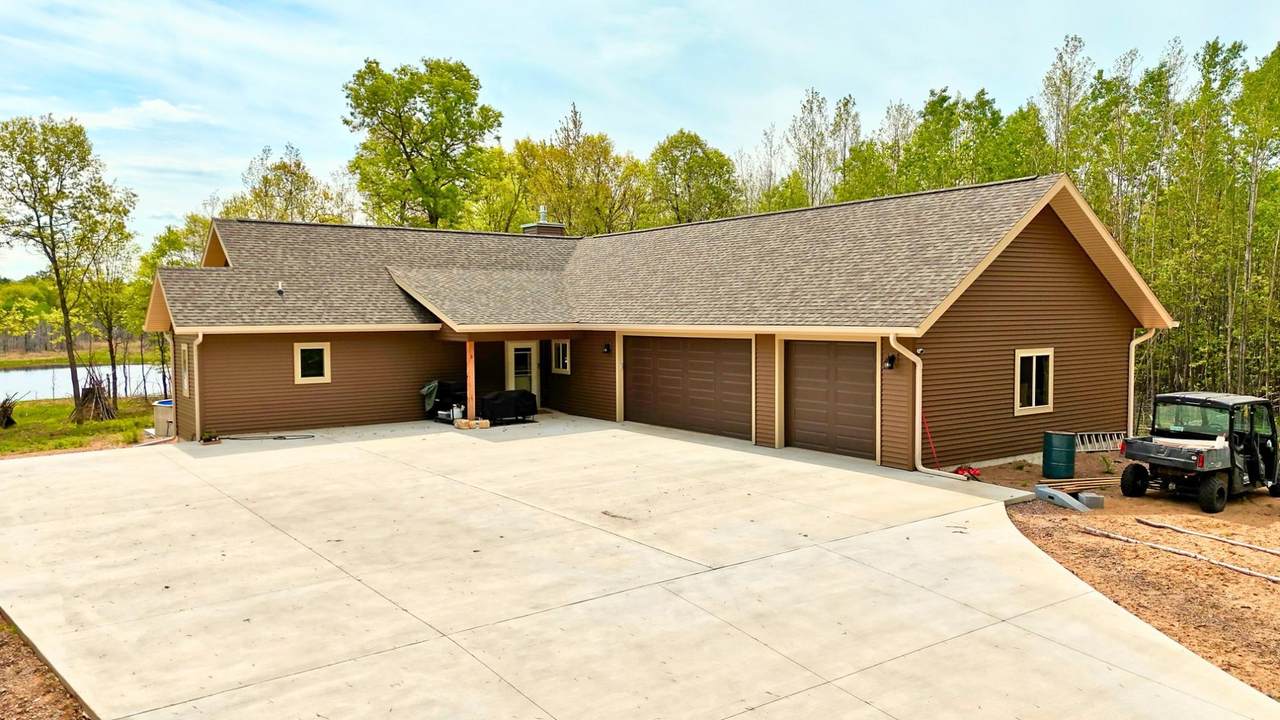 3376 Lakewood Rd - Photo 1