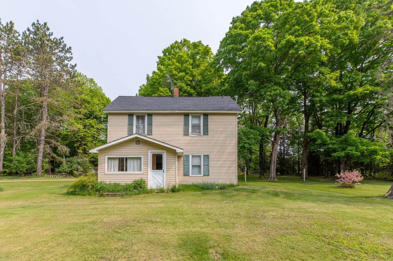 2852 Plantation Rd - Photo 1