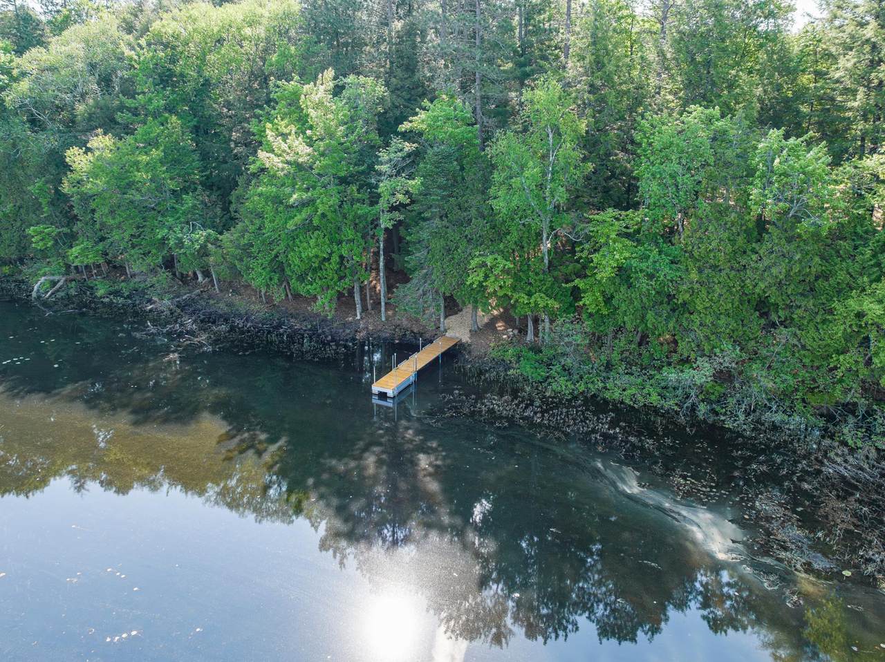 2924 Mercer Lake Cir N - Photo 1