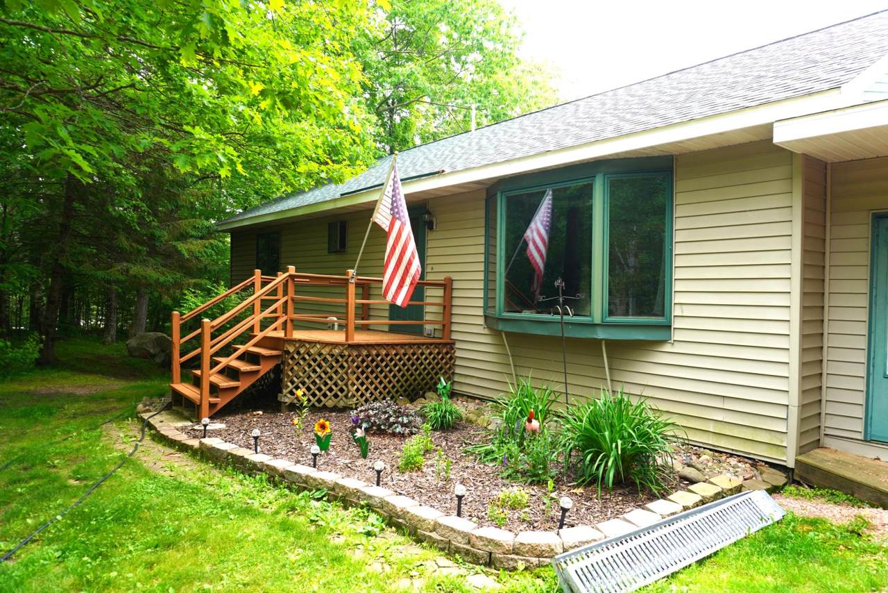 W7187 Mathews Rd - Photo 1