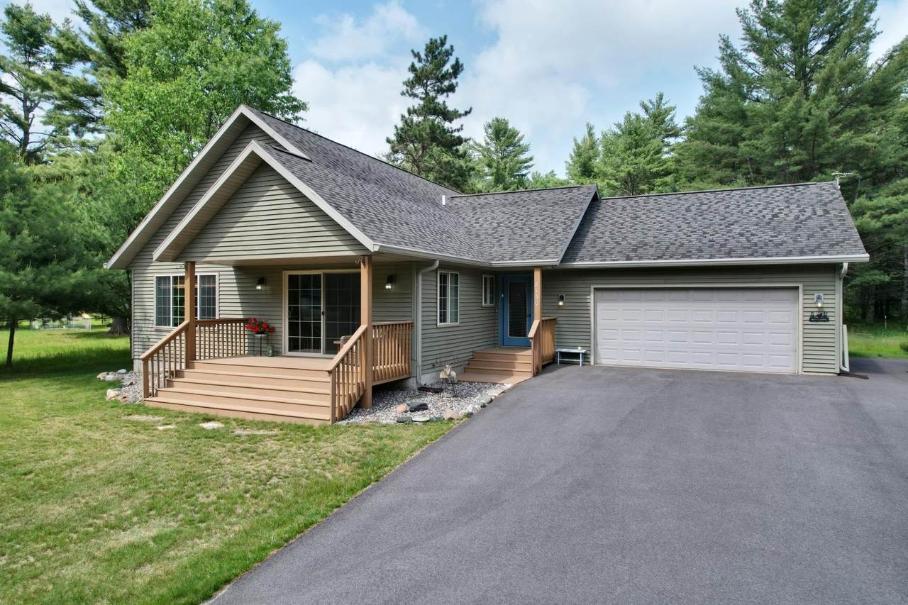 8150 Greenwood Dr - Photo 1