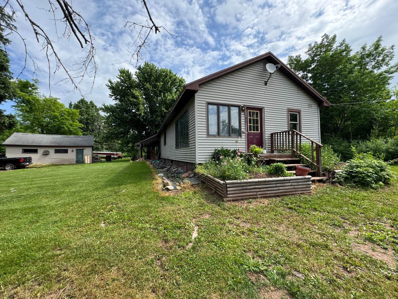 1801 Plymouth Mine Rd - Photo 1