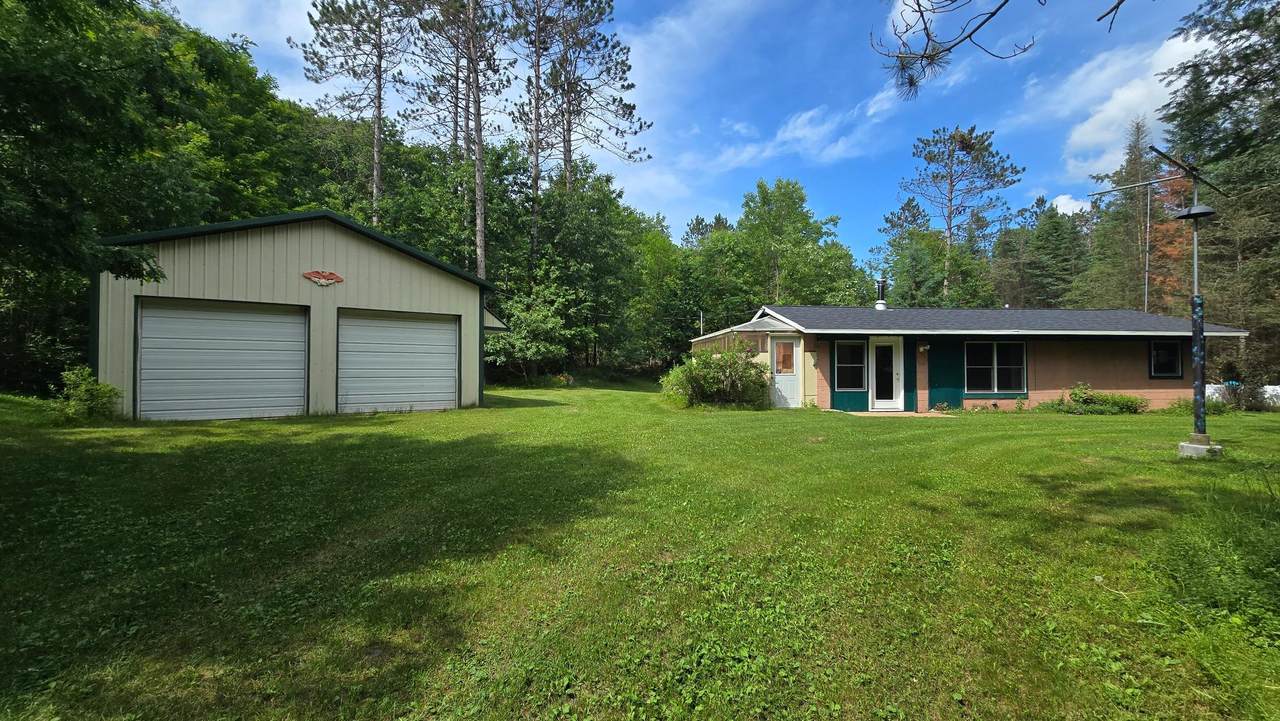 W5880 Old E Rd - Photo 1