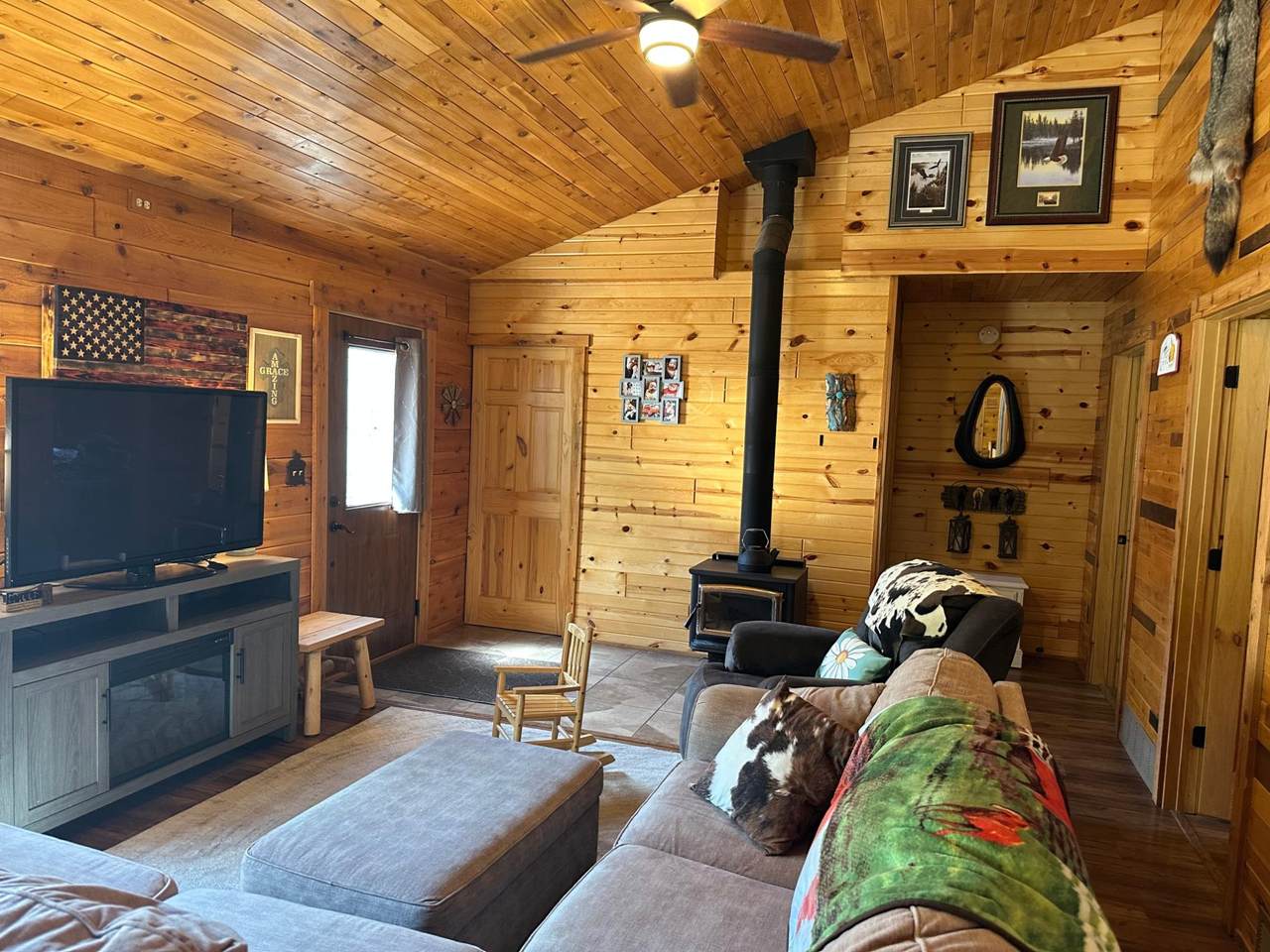 https://bt-photos.global.ssl.fastly.net/northwoods/1280_boomver_1_212957-2.jpg