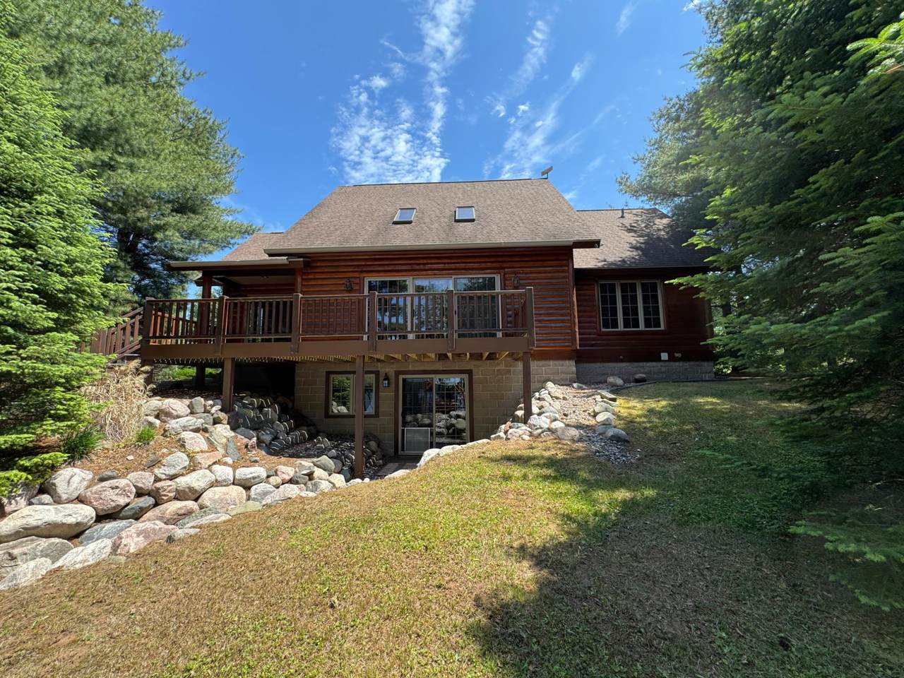 5583N Creekside Ct - Photo 1