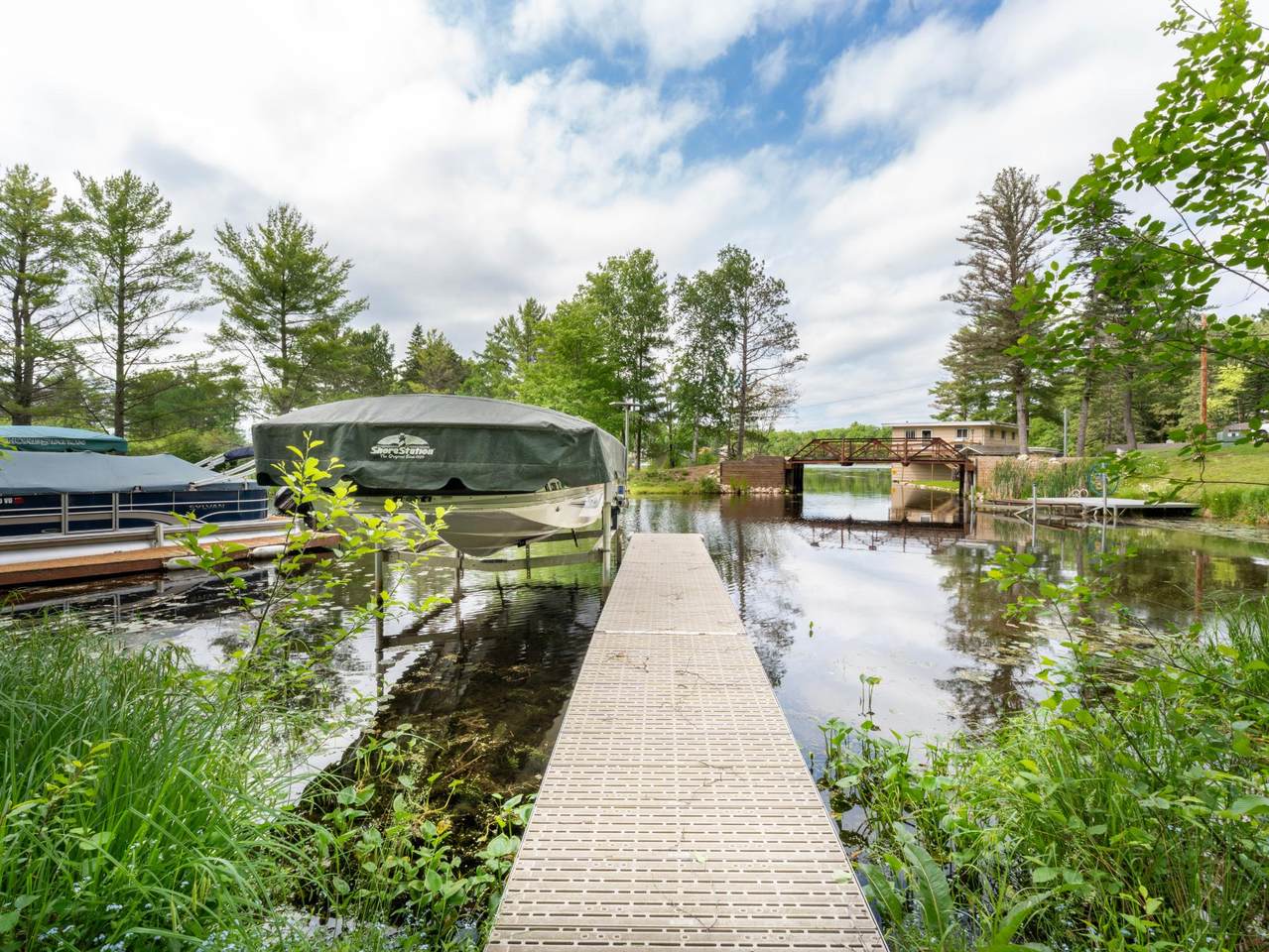 https://bt-photos.global.ssl.fastly.net/northwoods/1280_boomver_1_213039-2.jpg