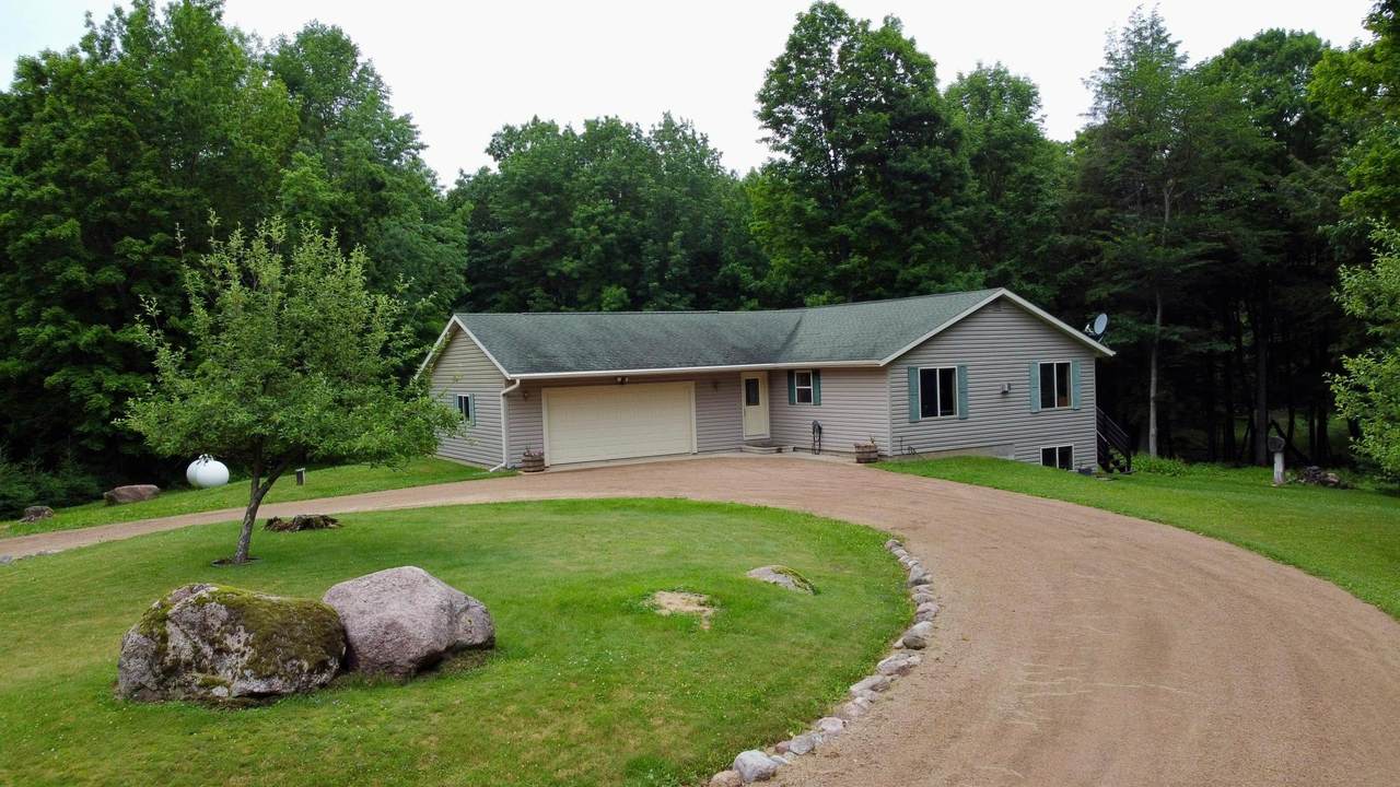 233990 Nicole Ln - Photo 1