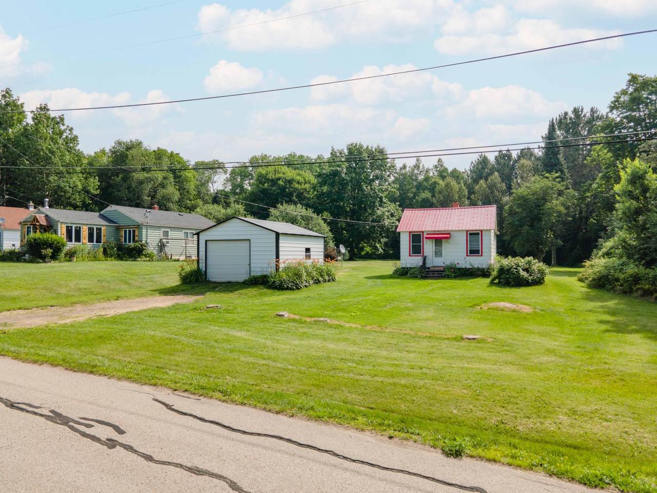 112 Kellstrom Rd - Photo 1