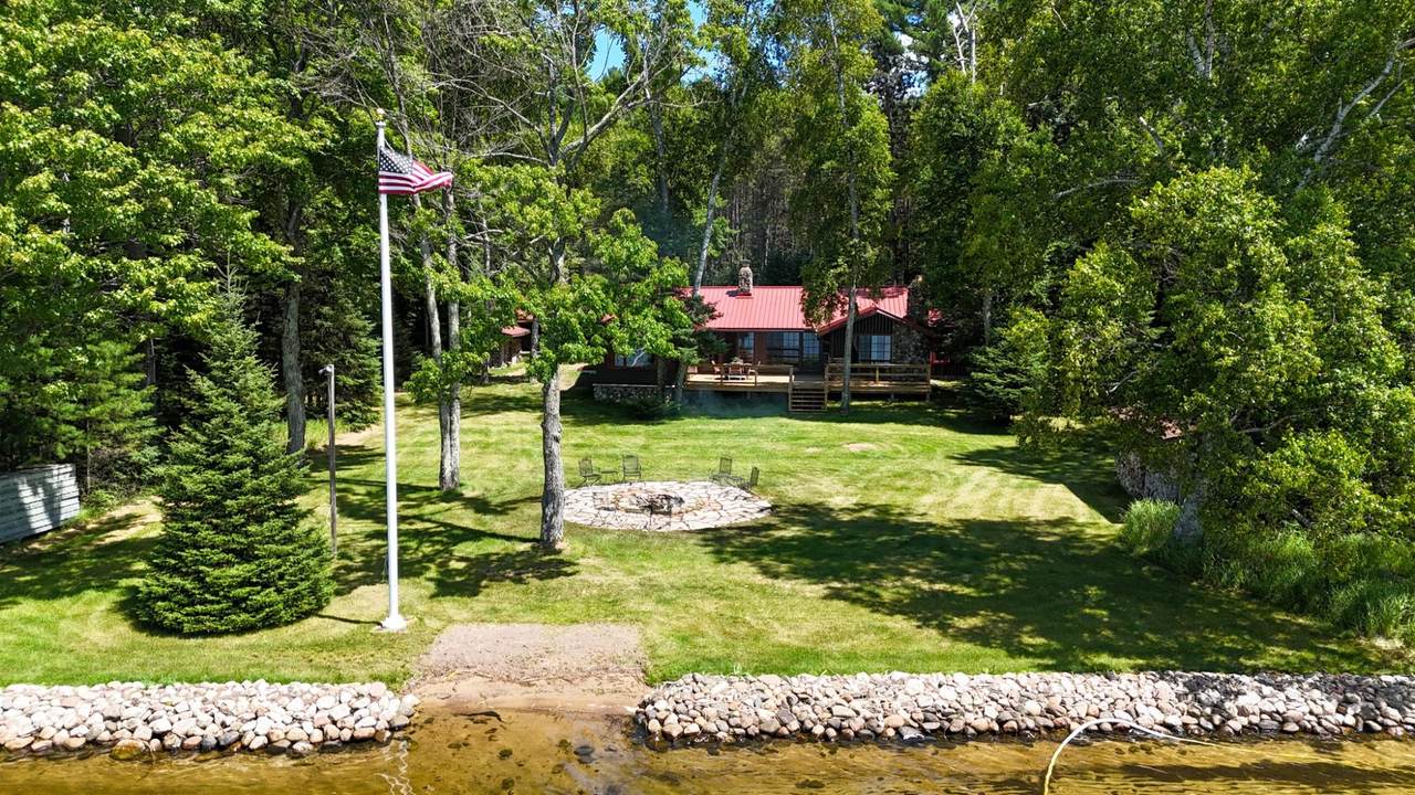 1855 Bear Run Ln - Photo 1