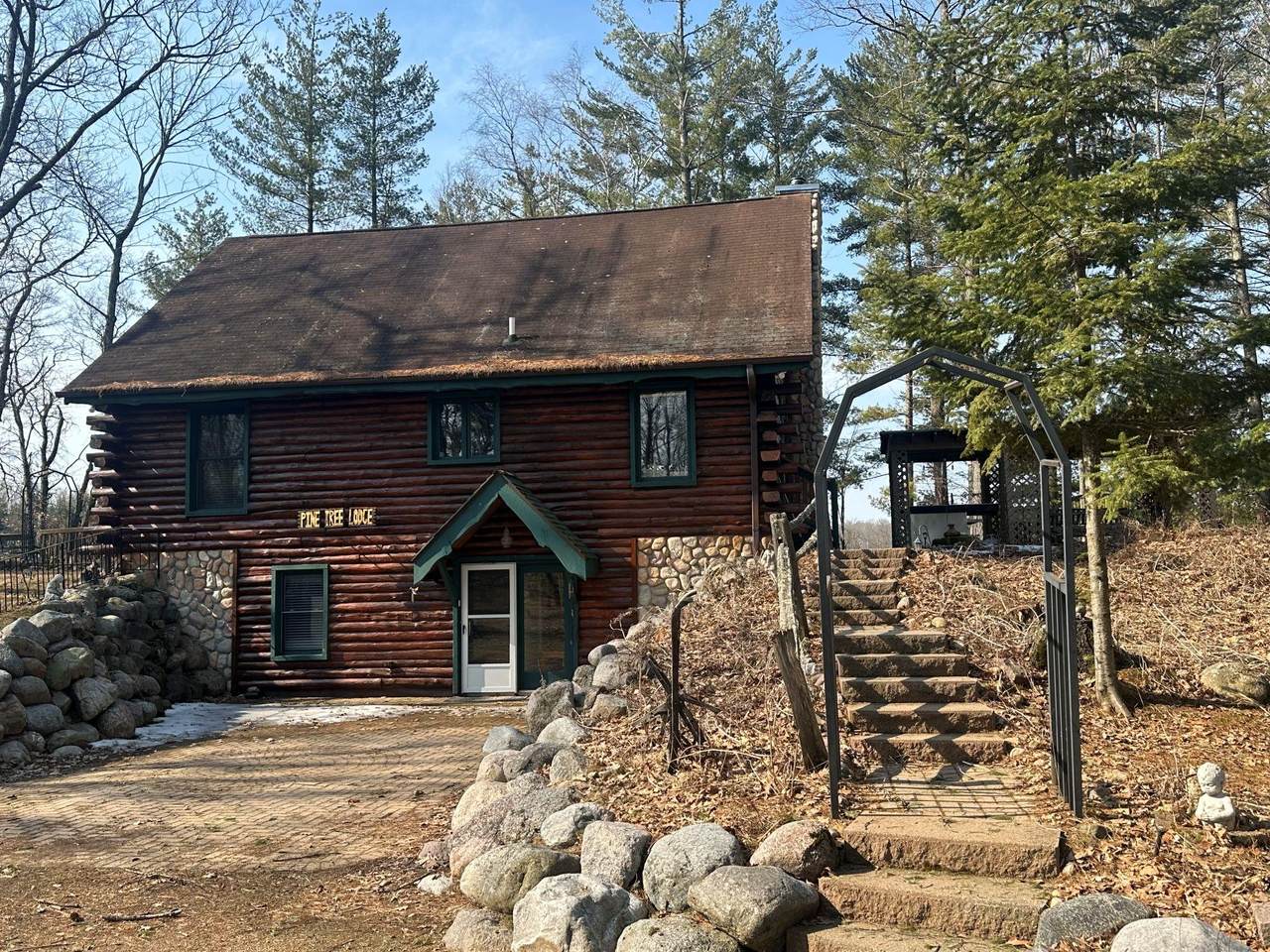 8676 Eagles Way - Photo 1