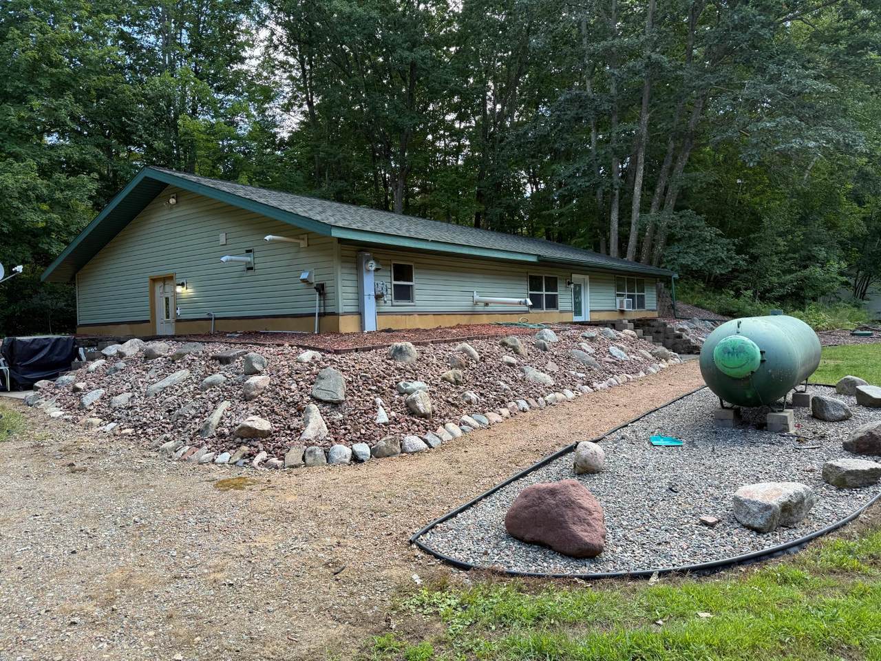 https://bt-photos.global.ssl.fastly.net/northwoods/1280_boomver_1_214059-2.jpg