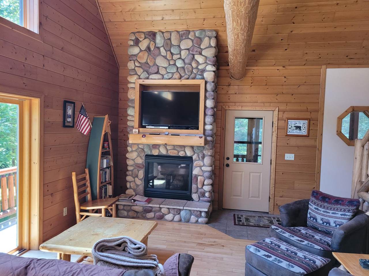 https://bt-photos.global.ssl.fastly.net/northwoods/1280_boomver_1_214240-2.jpg