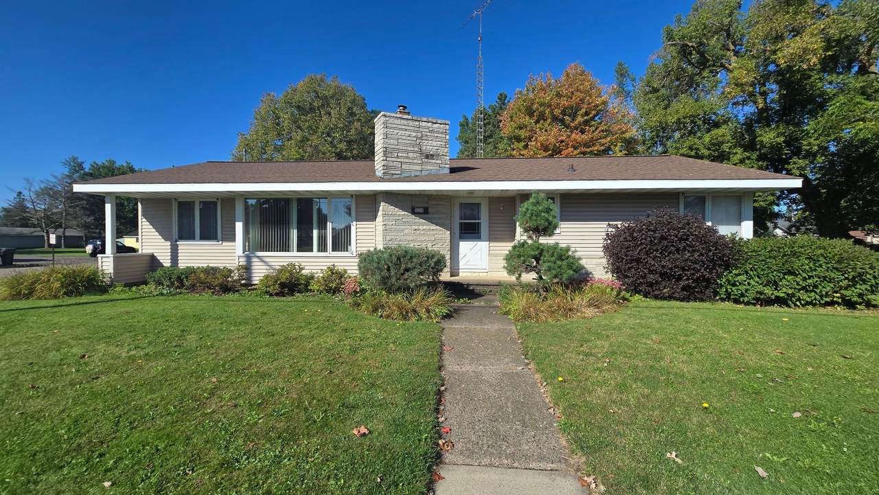 524 Superior St S - Photo 1