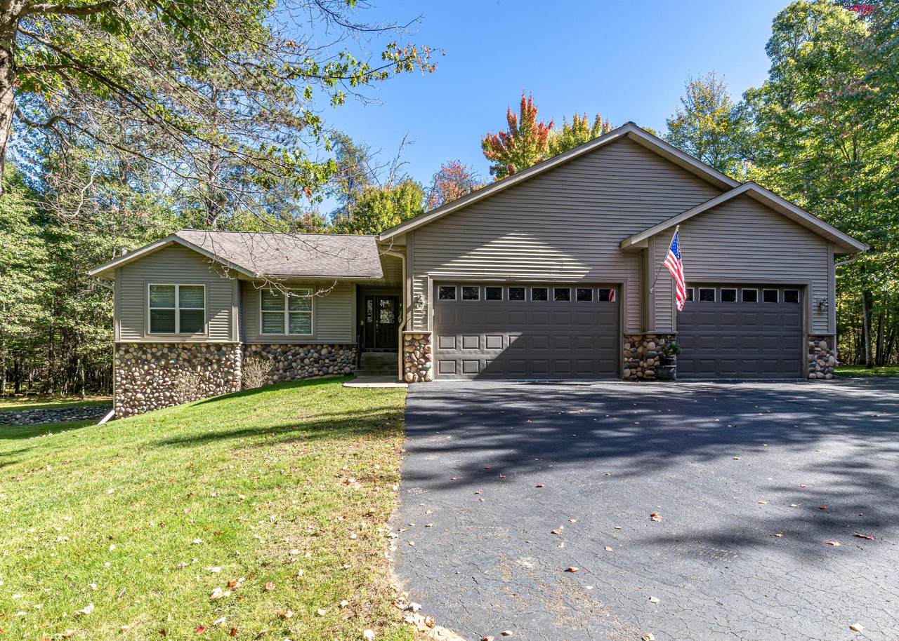 10888 Bosshard Circle Rd - Photo 1