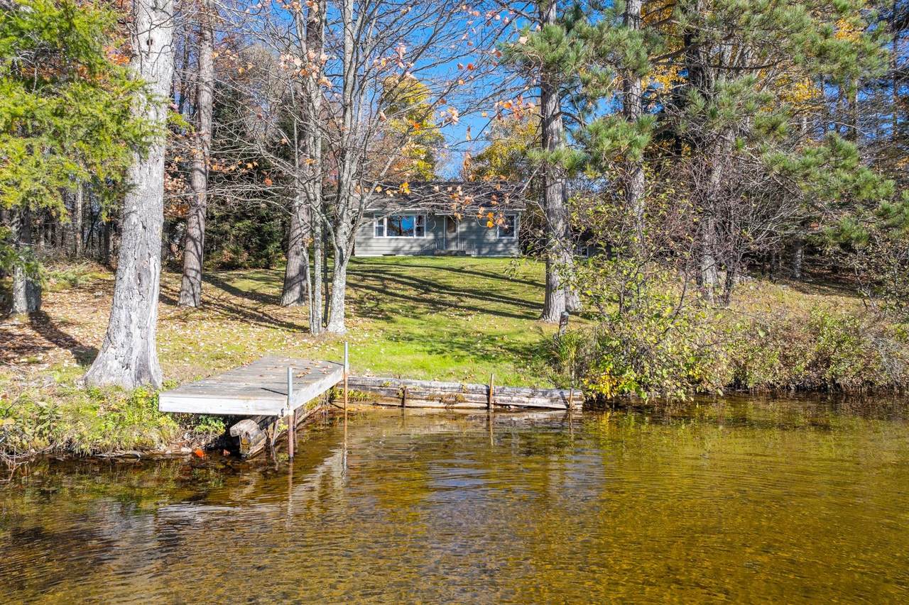 5585 Spruce Rd - Photo 1