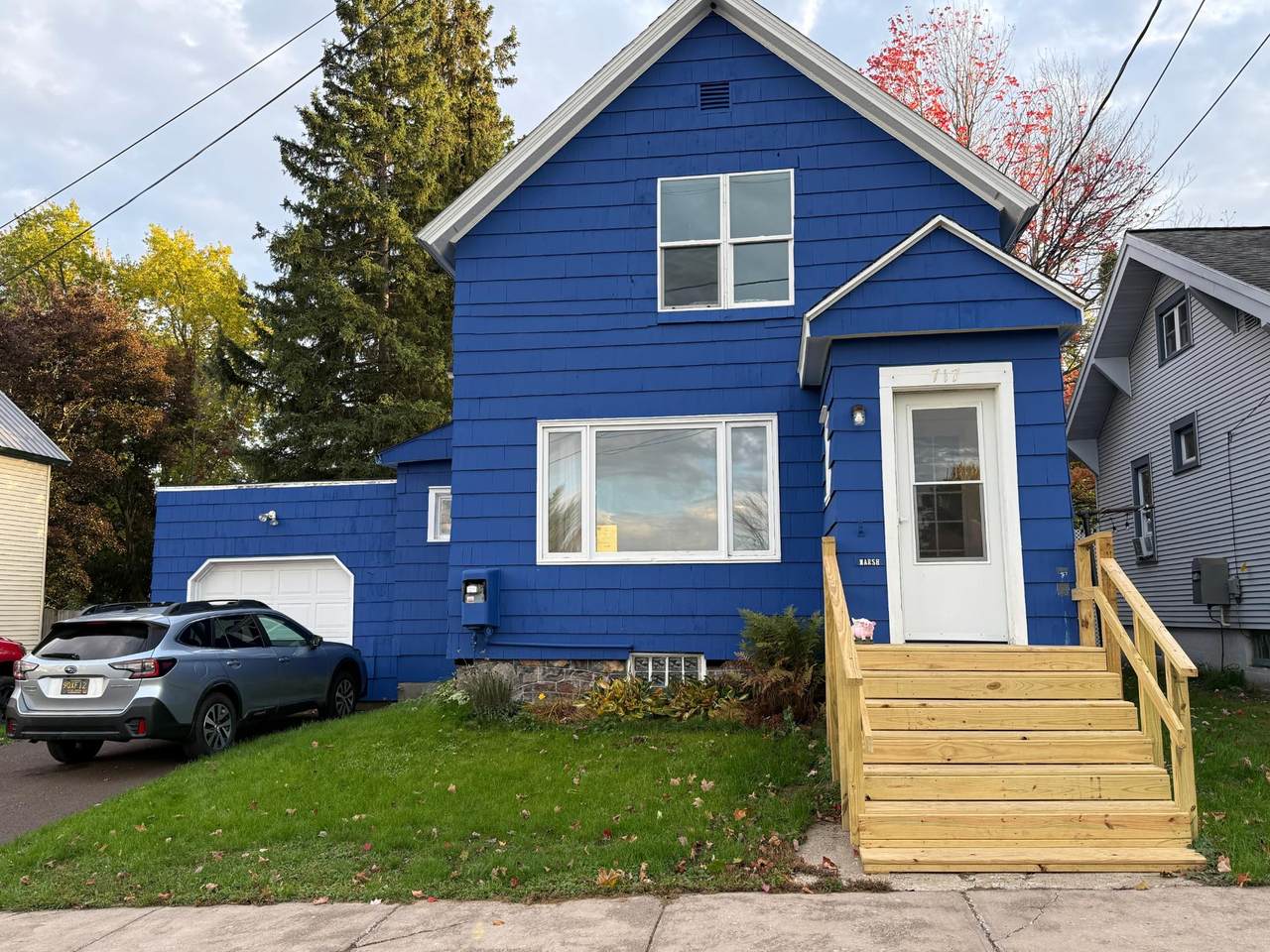 717 Pabst St E - Photo 1