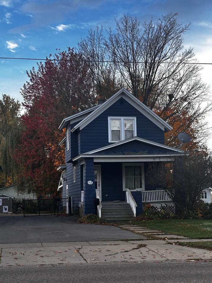 313 5TH AVE - Photo 1