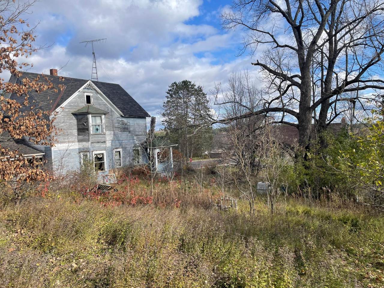 N14019 Linden Ave - Photo 1