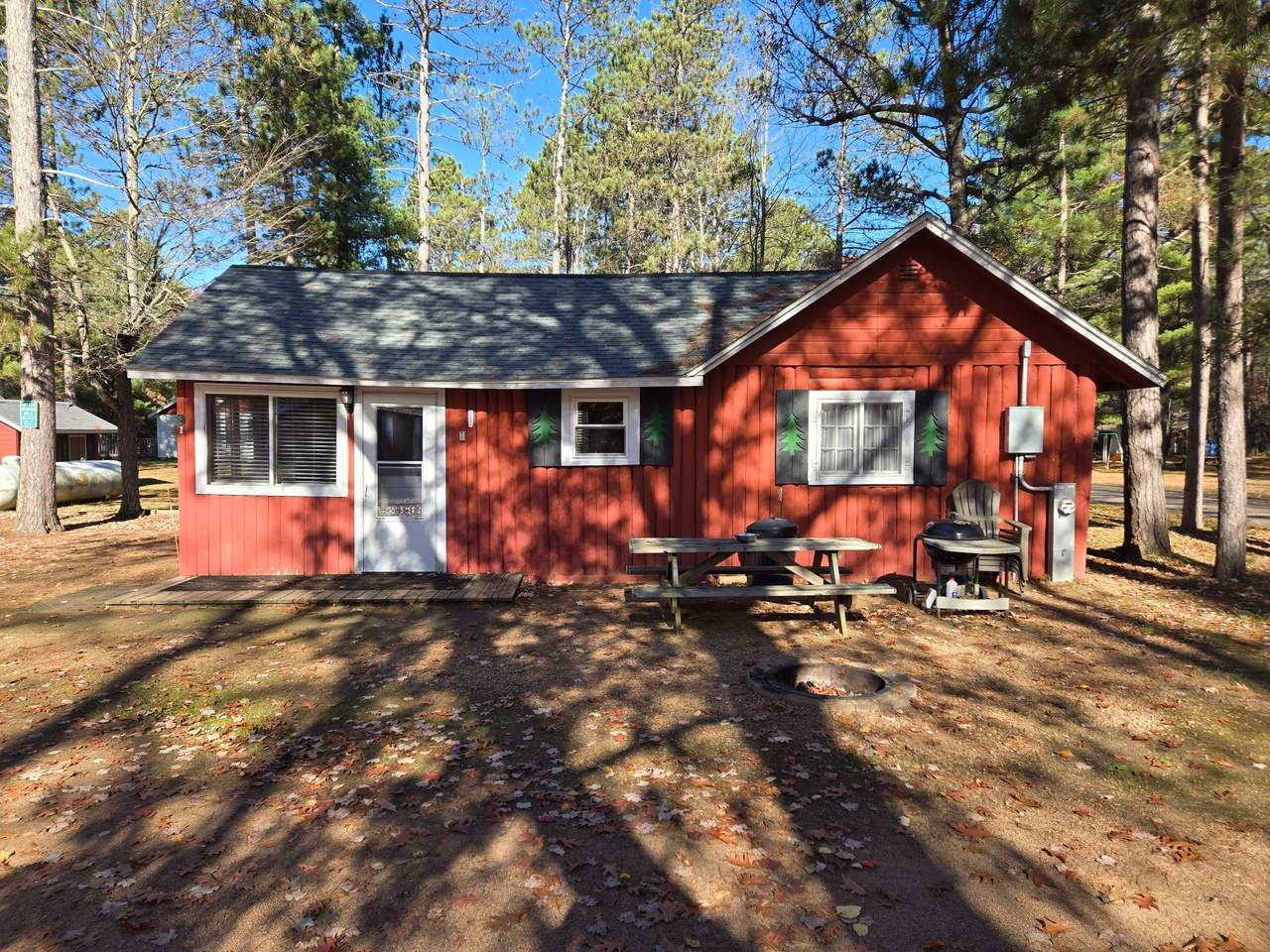 8698 Guest Rd - Photo 1