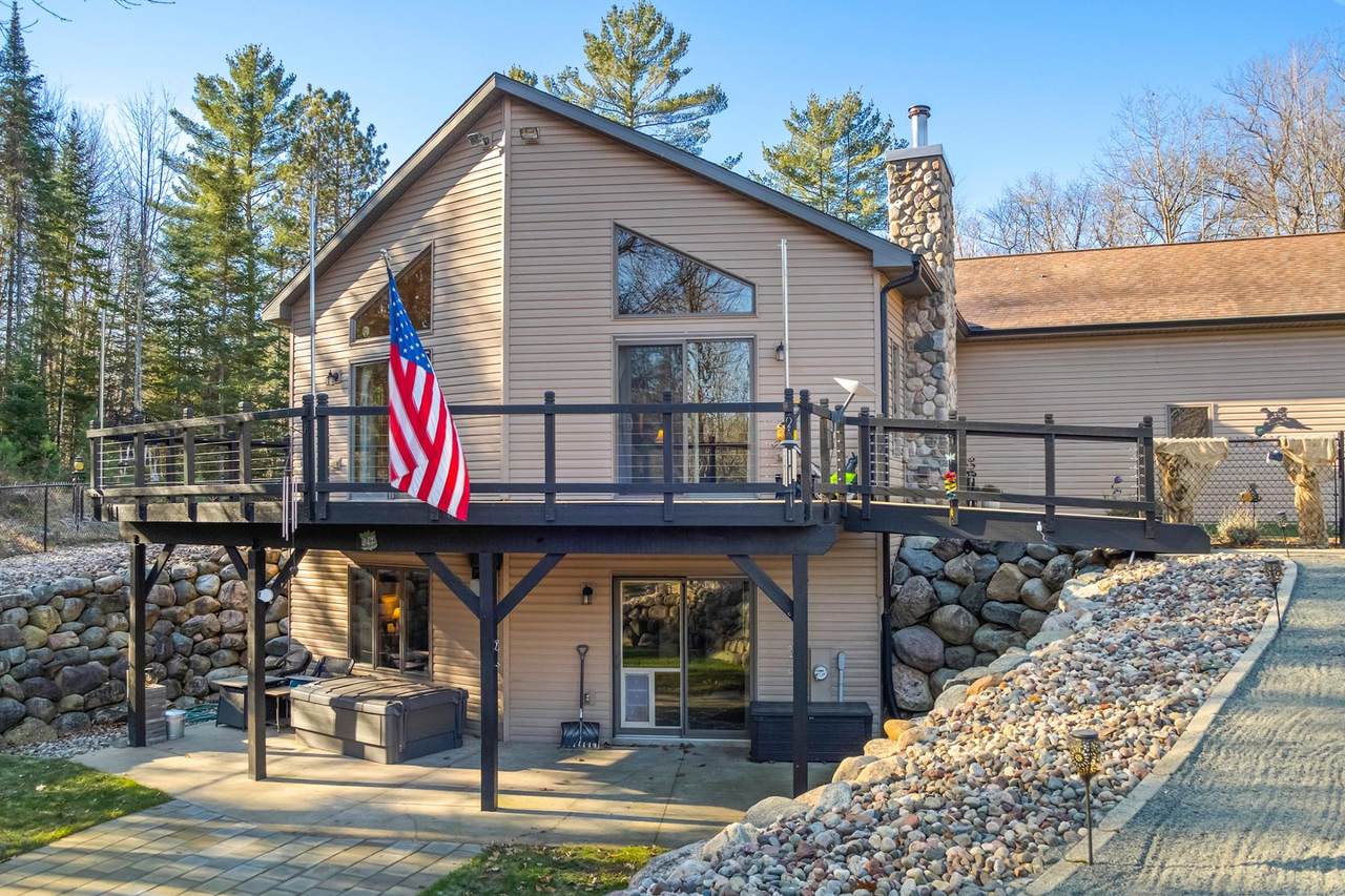 9063 Burnham Lake Rd S - Photo 1