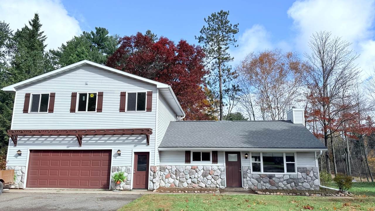 1441 Kings Rd E - Photo 1